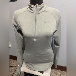 Nike DriFit Women's Small Gray Base Half ZIP Reflective Running Pulloverer